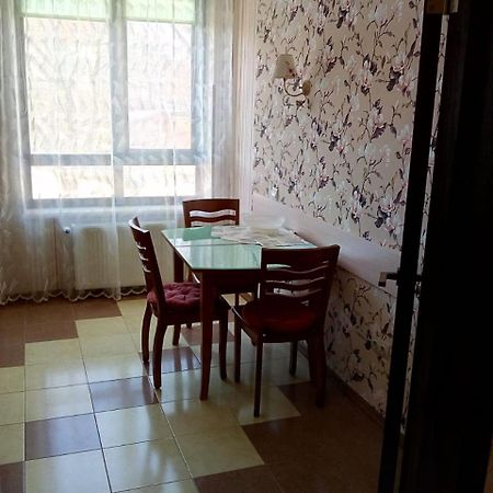 Вулиця Василя Стефаника, 4 Truskavec' Esterno foto
